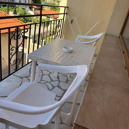Hotell Family Chris 3*