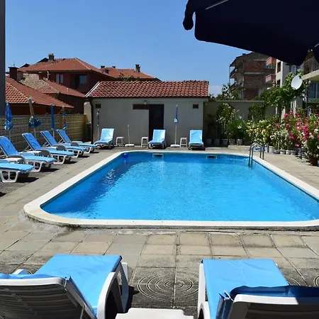 Family Chris 3* سفيتي فلاس